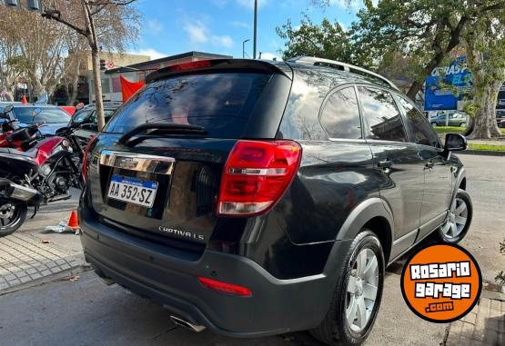 Camionetas - Chevrolet CAPTIVA LT 2.4 7AS 2016 Nafta 146800Km - En Venta