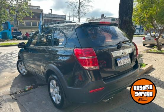 Camionetas - Chevrolet CAPTIVA LT 2.4 7AS 2016 Nafta 146800Km - En Venta