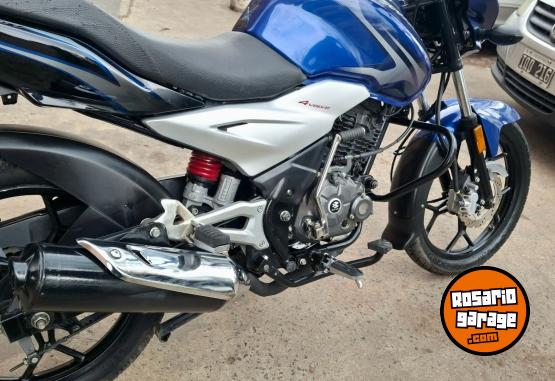 Motos - Bajaj Discover 125 2021 Nafta 21997Km - En Venta