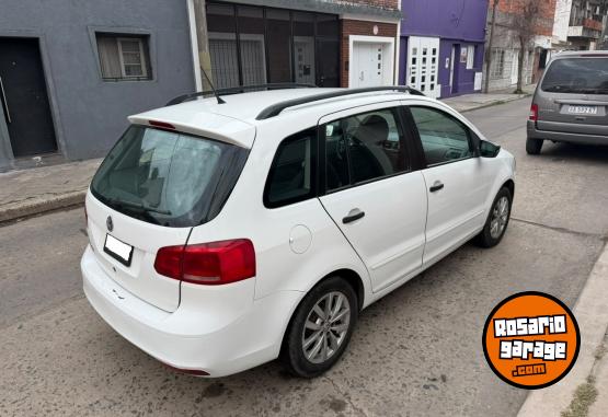 Autos - Volkswagen Suran 2014 GNC 200000Km - En Venta