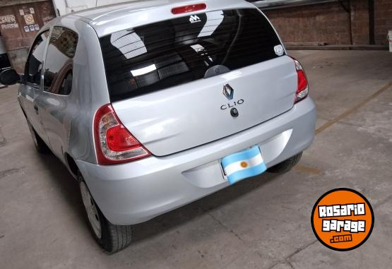 Autos - Renault Clio Mio. 2014 Nafta 87500Km - En Venta