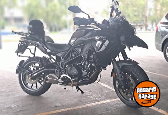 Motos - Benelli trk 502 2023 Nafta 20000Km - En Venta