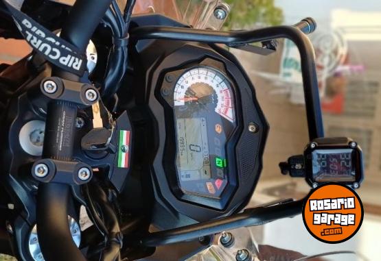 Motos - Benelli trk 502 2023 Nafta 20000Km - En Venta