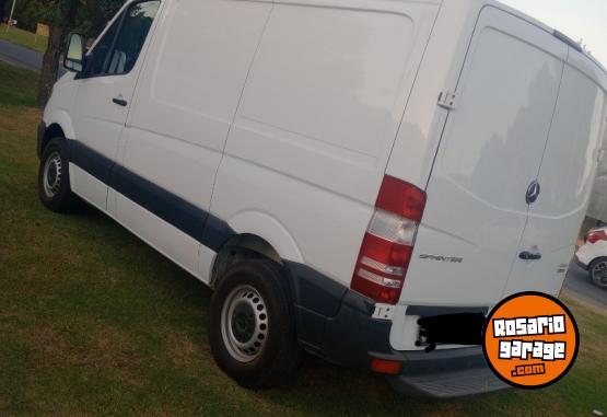 Utilitarios - Mercedes Benz Sprinter 411 2018 Diesel 44000Km - En Venta
