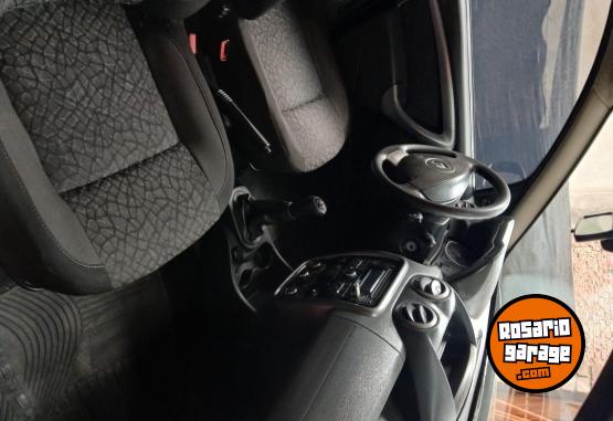 Camionetas - Renault Duster 1.6 2014 GNC 202190Km - En Venta