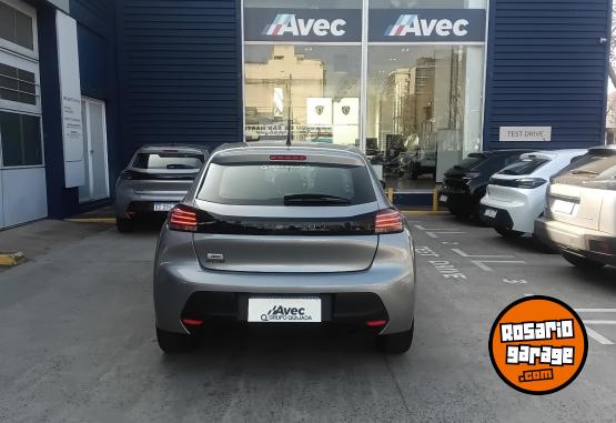 Autos - Peugeot 208 1.6 Allure L25 2024 Nafta 16694Km - En Venta