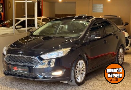 Autos - Ford FOCUS III SE PLUS 2015 Nafta 126000Km - En Venta