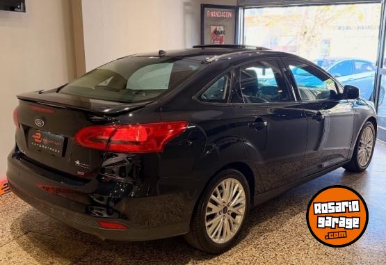 Autos - Ford FOCUS III SE PLUS 2015 Nafta 126000Km - En Venta