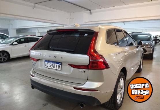 Autos - Volvo XC60 MOMENTUN T5 AWD 2018 Nafta 81000Km - En Venta