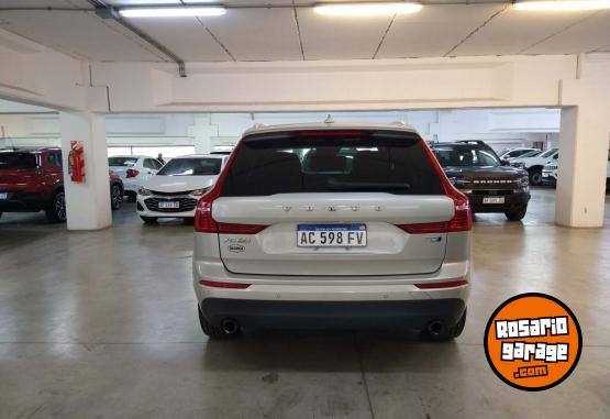 Autos - Volvo XC60 MOMENTUN T5 AWD 2018 Nafta 81000Km - En Venta