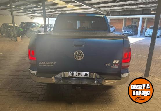 Camionetas - Volkswagen Amarok v6 highline 2017 Diesel 140000Km - En Venta