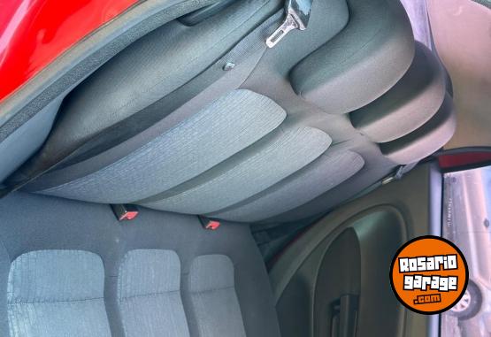 Autos - Fiat Punto 2011 GNC 223000Km - En Venta
