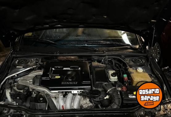 Autos - Renault Laguna 1998 Nafta 280000Km - En Venta