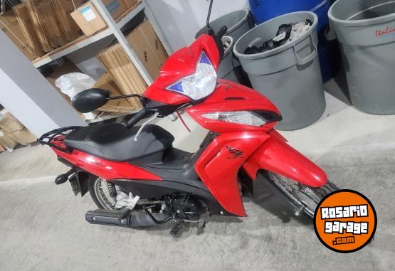 Motos - Honda Wave 2025 Nafta 8400Km - En Venta