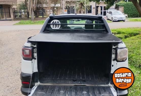 Camionetas - Fiat Strada Freedom 1.4 CD 2021 Nafta 175000Km - En Venta