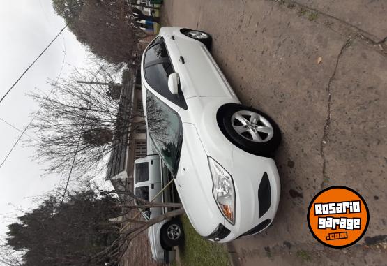 Autos - Ford Exe 2.0 2009 Nafta 180000Km - En Venta