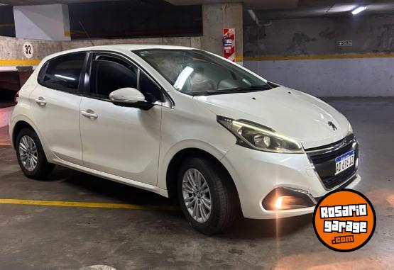 Autos - Peugeot 208 Allure 2019 Nafta 65000Km - En Venta
