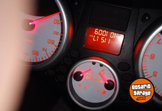 Autos - Peugeot 207 2013 Nafta 101000Km - En Venta