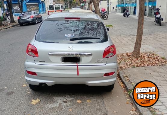 Autos - Peugeot 207 2013 Nafta 101000Km - En Venta