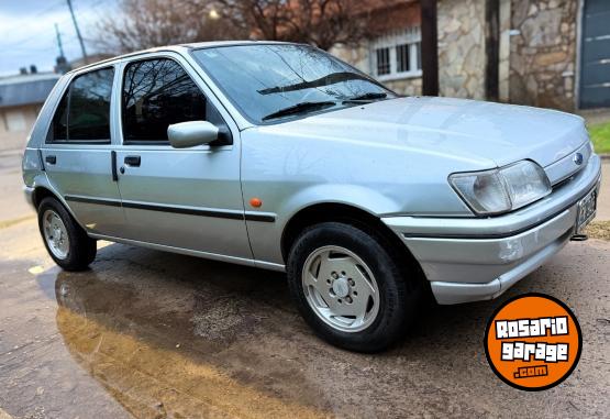 Autos - Ford Ford Fiesta CLX 1.3 5 pta 1995 Nafta 180000Km - En Venta