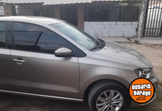 Autos - Volkswagen Polo Comfortline 2018 Nafta 93000Km - En Venta