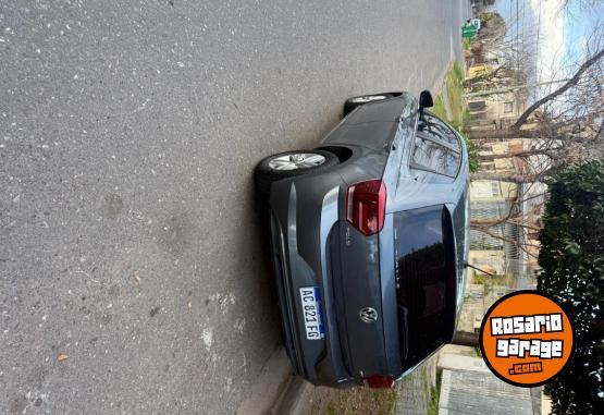 Autos - Volkswagen Polo confortline 2018 Nafta 120000Km - En Venta