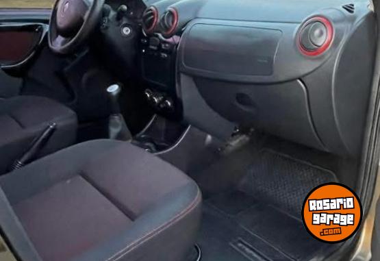 Autos - Renault SANDERO 1.6 STEPWAY 2013 Nafta 119000Km - En Venta