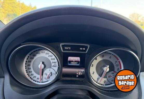 Autos - Mercedes Benz GLA 2017 Nafta 105000Km - En Venta