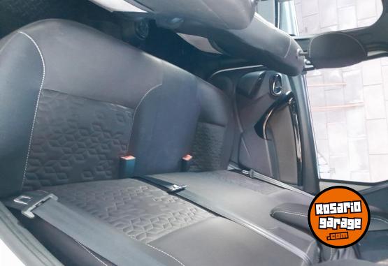 Camionetas - Renault Oroch Privilege 2.0 2018 Nafta 73000Km - En Venta