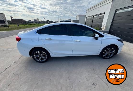 Autos - Chevrolet CRUZE 4p PREMIER 2024 Nafta 34400Km - En Venta