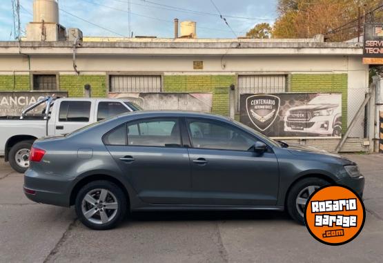 Autos - Volkswagen Vento 2.0 TDI Luxury 2011 Diesel 175000Km - En Venta