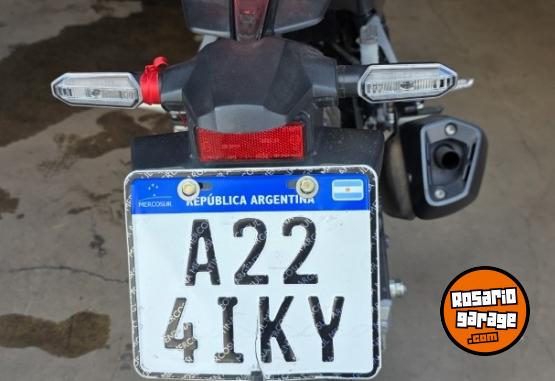 Motos - Honda Cb300 2024 Nafta 6000Km - En Venta