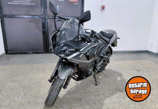 Motos - Bajaj Rs 200 2018 Nafta 11000Km - En Venta