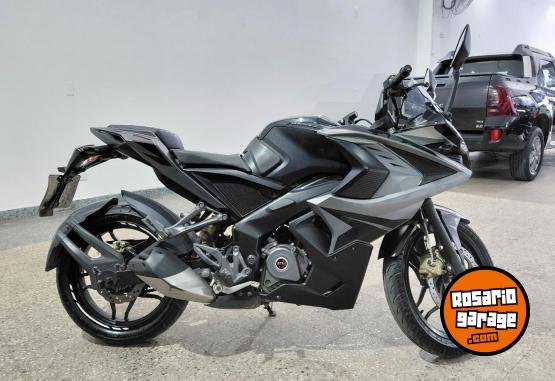 Motos - Bajaj Rs 200 2018 Nafta 11000Km - En Venta