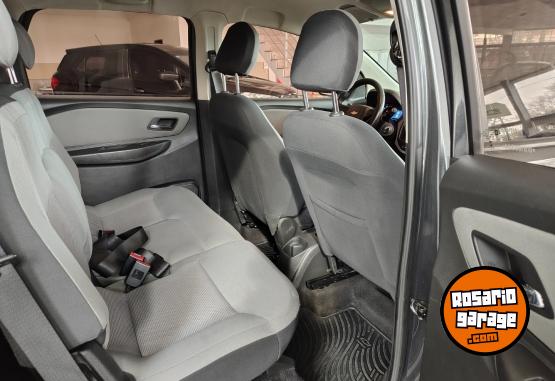 Autos - Chevrolet SPIN 2016 Nafta 117300Km - En Venta