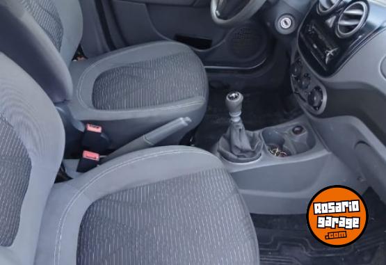 Autos - Fiat Palio atractive 1.4 full 2014 Nafta 118000Km - En Venta