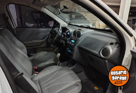 Autos - Chevrolet agile 2014 Nafta 127100Km - En Venta