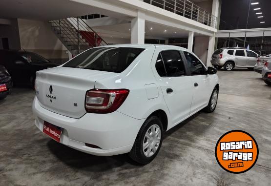 Autos - Renault LOGAN 2017 Nafta 146000Km - En Venta
