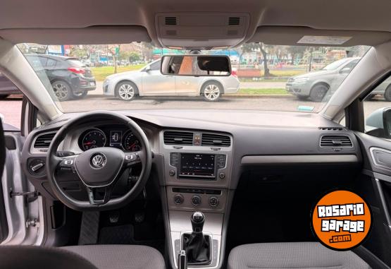 Autos - Volkswagen Golf 2017 Nafta 80000Km - En Venta