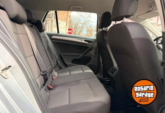 Autos - Volkswagen Golf 2017 Nafta 80000Km - En Venta