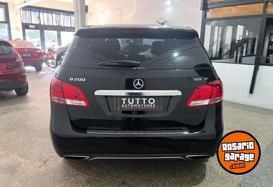 Autos - Mercedes Benz B200 city 2018 Nafta 78000Km - En Venta