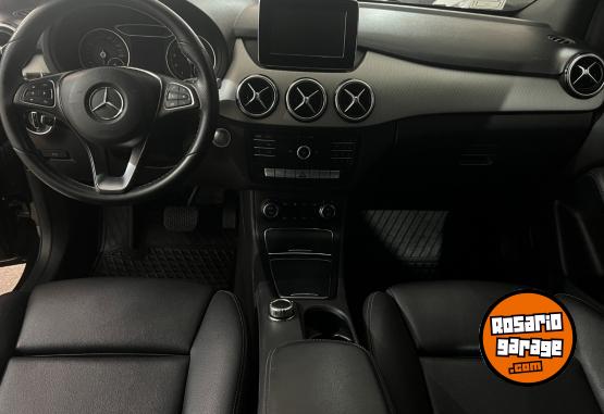 Autos - Mercedes Benz B200 city 2018 Nafta 78000Km - En Venta