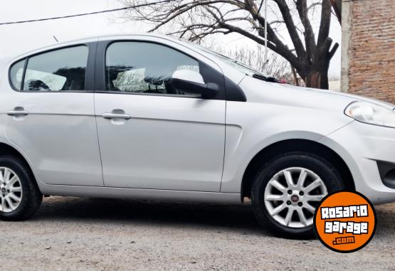 Autos - Fiat Palio atractive 2017 Nafta 100000Km - En Venta