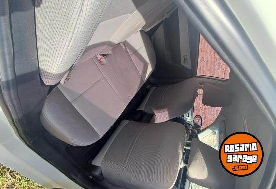Autos - Toyota Corolla XEI 1.8 nafta 2015 Nafta 170000Km - En Venta