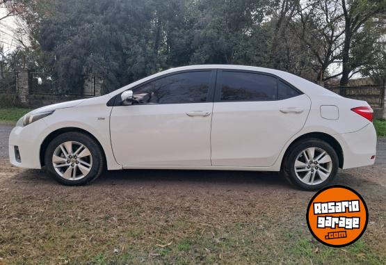 Autos - Toyota Corolla XEI 1.8 nafta 2015 Nafta 170000Km - En Venta