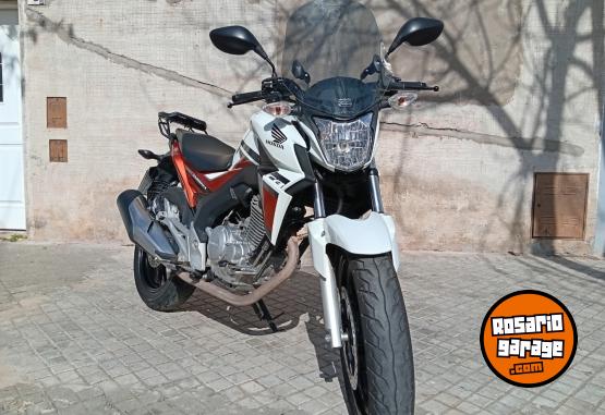 Motos - Honda Twister 250 2017 Nafta 22000Km - En Venta