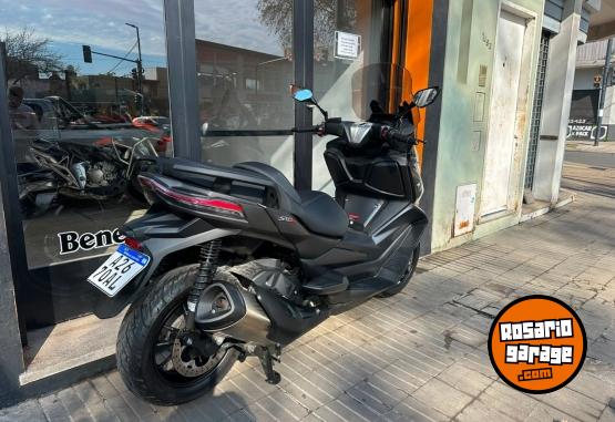 Motos - Voge SR4 2025 Nafta 1400Km - En Venta