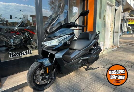 Motos - Voge SR4 2025 Nafta 1400Km - En Venta