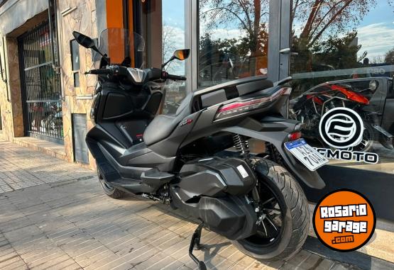 Motos - Voge SR4 2025 Nafta 1400Km - En Venta