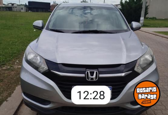 Autos - Honda Hrv 2017 Nafta 140000Km - En Venta